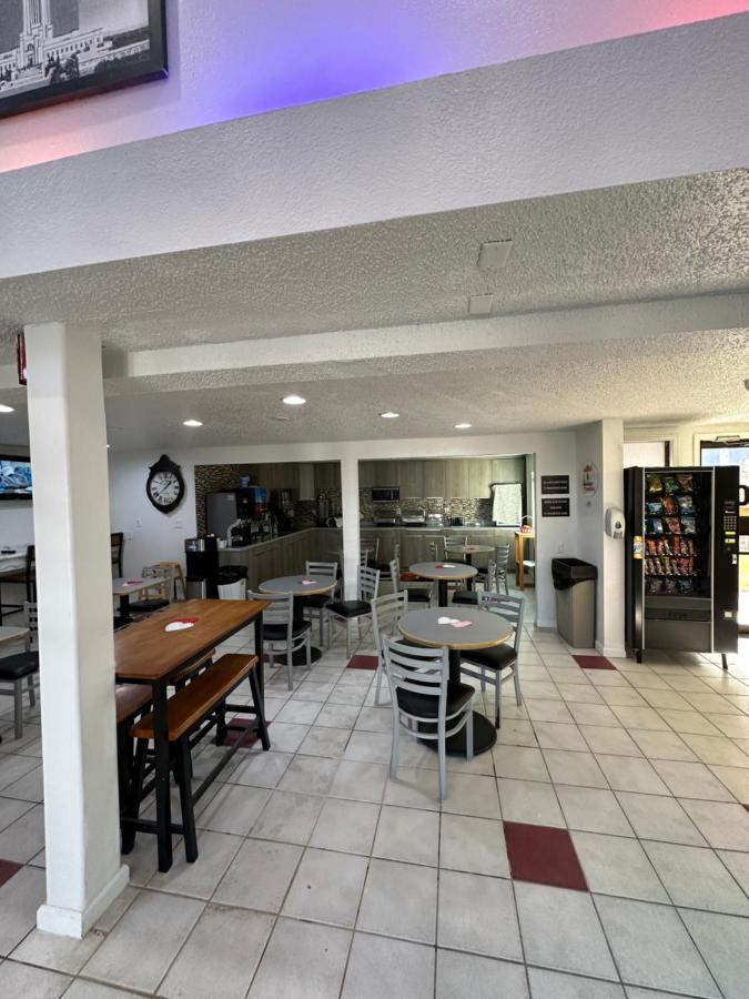 Super 8 By Wyndham North Platte Motel Eksteriør billede