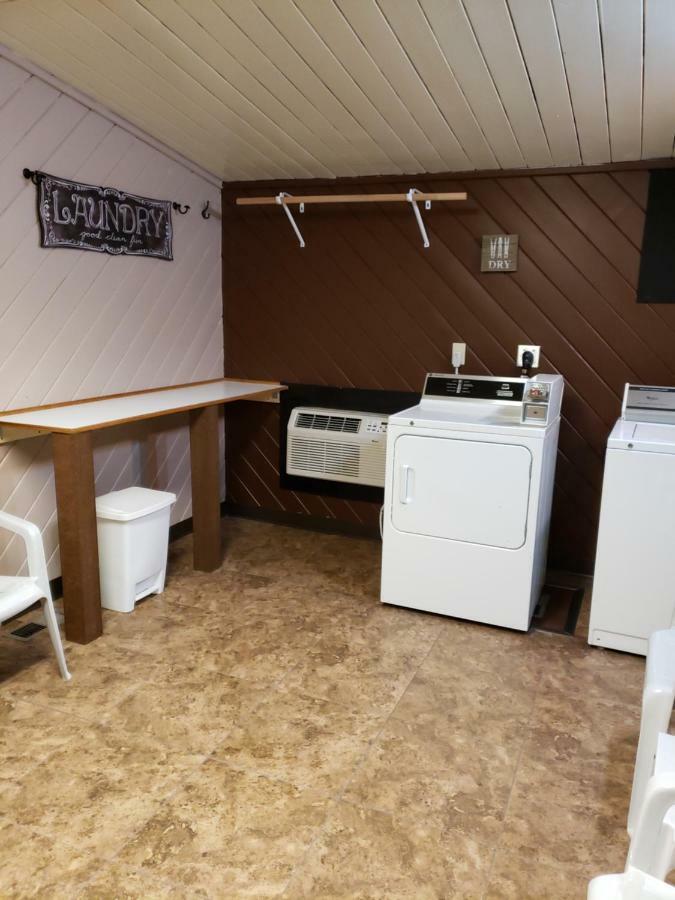 Super 8 By Wyndham North Platte Motel Eksteriør billede